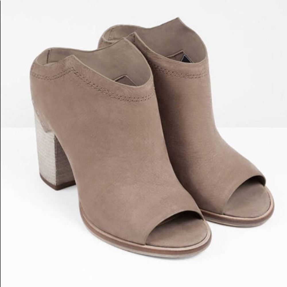 Dolce Vita ‘Noa’ Taupe Nubuck Leather Mules